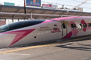 17-Hello Kitty Shinkansen
